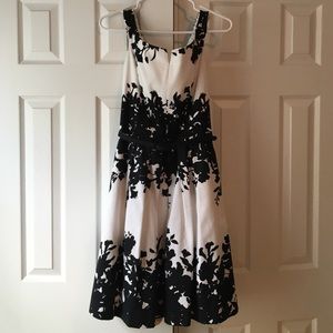 WHITE HOUSE BLACK MARKET Dress!!