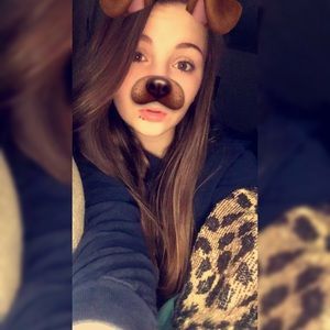 Meet your Posher, Michaela