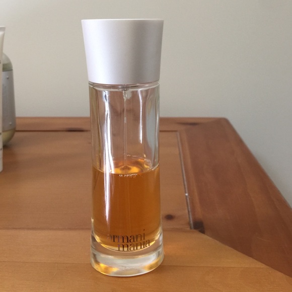 Armani mania