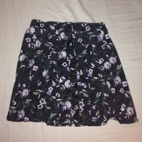 American Eagle Outfitters Floral Skirt