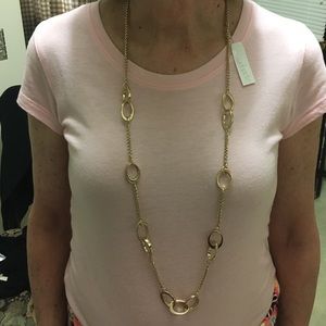 Gold fashion necklace