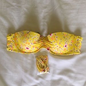 VS Flirt Bandeau Bikini Top