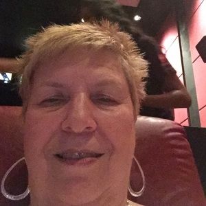 Meet your Posher, Jan