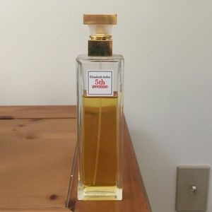 Elizabeth Arden 5th Avenue