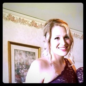 Meet your Posher, Olivia