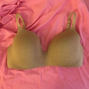 Victoria's Secret No-Wire Bra