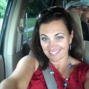 Meet your Posher, Bonnie