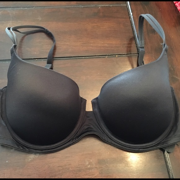 Basic Victoria Secret Black Bra size 34c