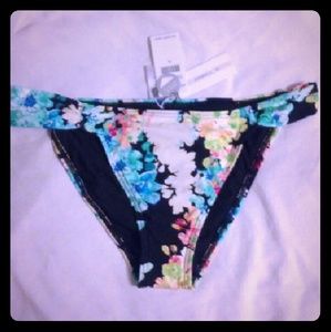 NWT O'Neill bikini bottom cheeky Oneill floral