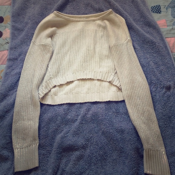 Cropped sweater!