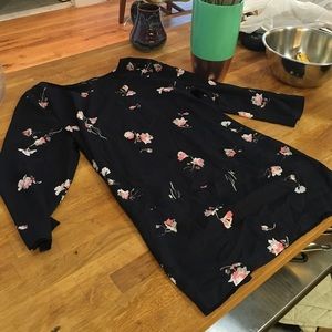 French Connection 3 quarter sleeve long shirt.