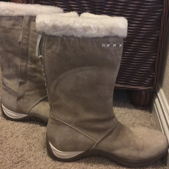Winter boots