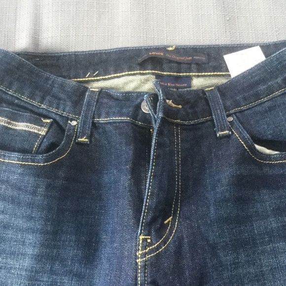 Never worn Levis