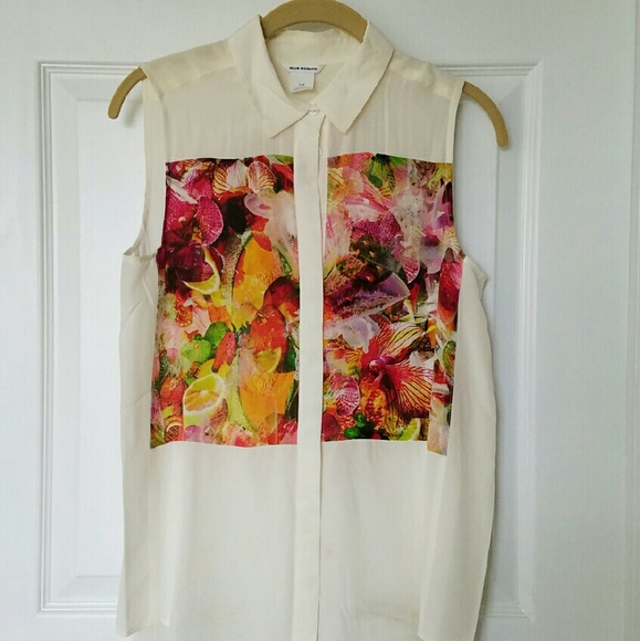 SALE Pink and white silk Club Monaco top
