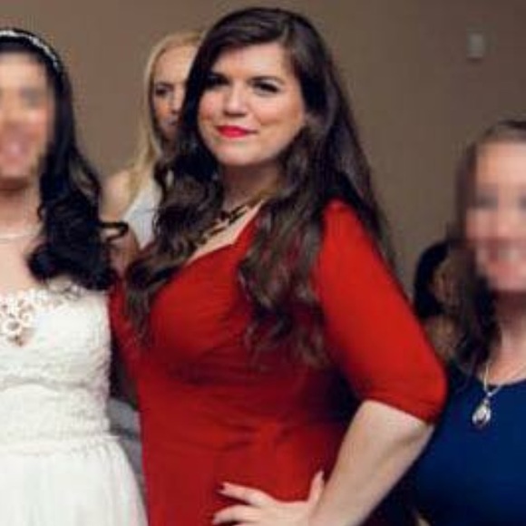 Meet your Posher, Adrienne 🤓 - Picture 2 of 4