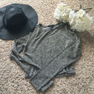 Shimmery crop top - long sleeves