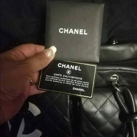 Vintage Chanel bag with double pocket logo - Picture 2 of 3