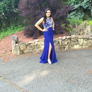 Meet your Posher, Pamela