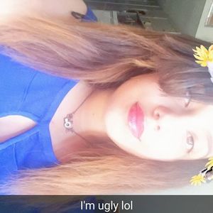 Meet your Posher, Claudiaa