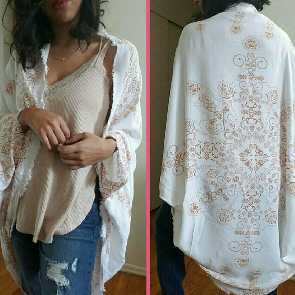 Forever 21  Sweaters - CLOSET CLEANOUT CONTEMPORARY MANDALA CARDIGAN M/L