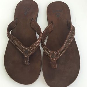 Leather Reef flip flops