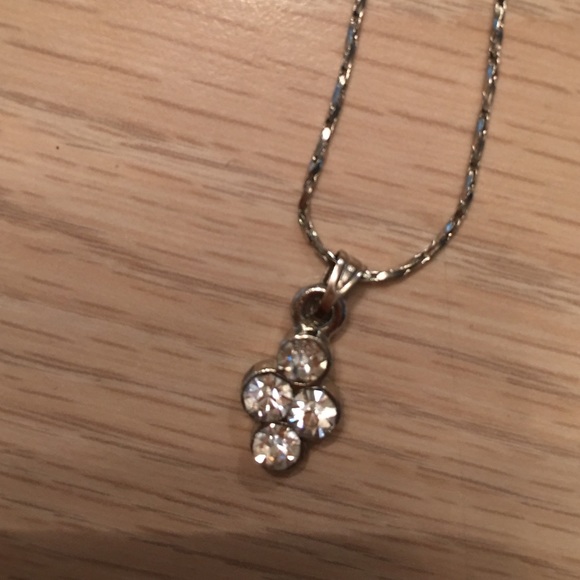 Silver design necklace - Picture 1 of 3