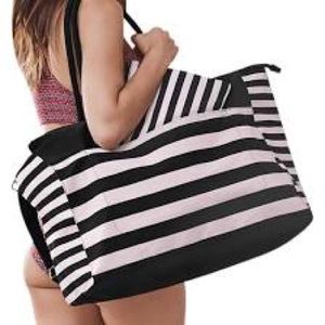 🚨SOLD🚨Victoria's Secret Weekender Tote