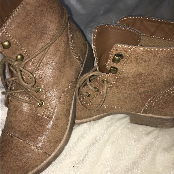 Brand new combat boots