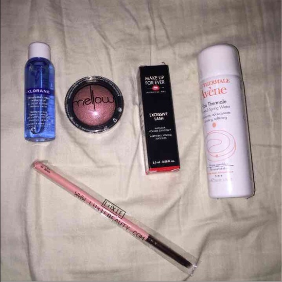 Makeup bundle brand new!