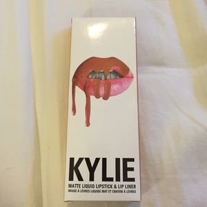 Kylie Lip Kit