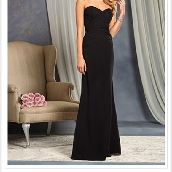 Beautiful Alfred Angelo bridesmaid dress