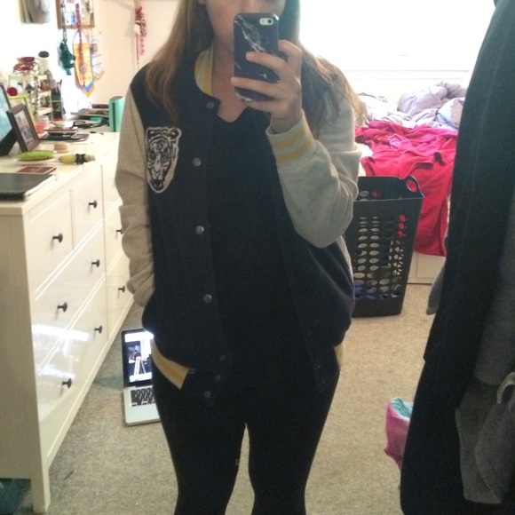 Arizona Jeans Co. Mescalero Tigers Jacket