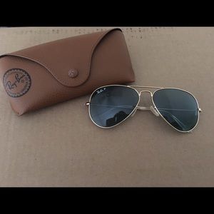 Ray ban aviator sunglasses polarized