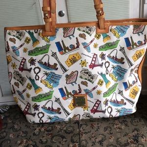 Dooney & Bourke Americana Leisure Shopper