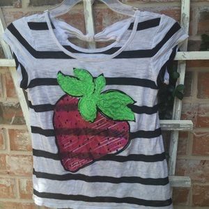 Cute striped strawberry shirt!!