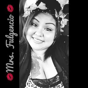 Meet your Posher, Adrienne