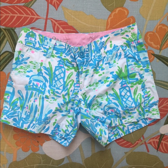 Lilly Pulitzer shorts 😍
