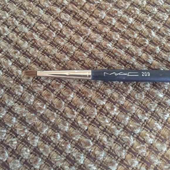 Never used Mac 209 brush