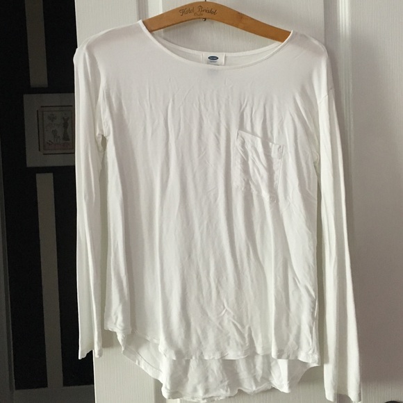 Plain white basic tee