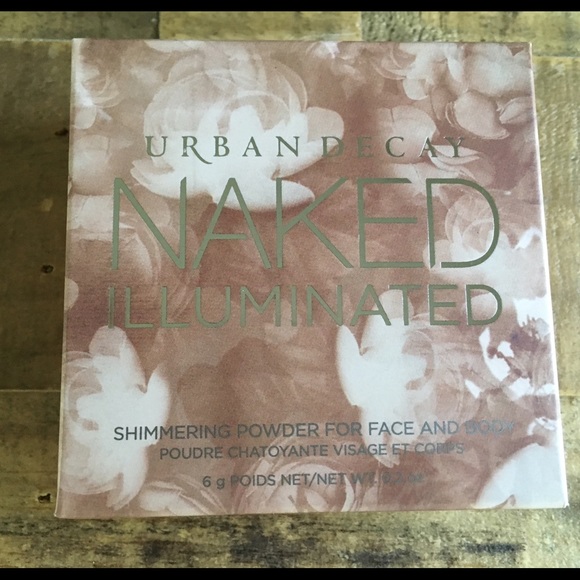 Urban Decay NIB Naked Illuminator- Luminous shade