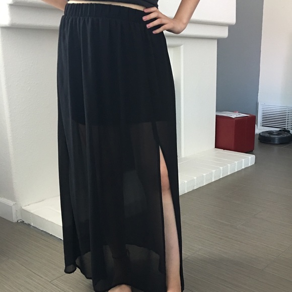 ❌SOLD❌Forever 21 maxi skirt
