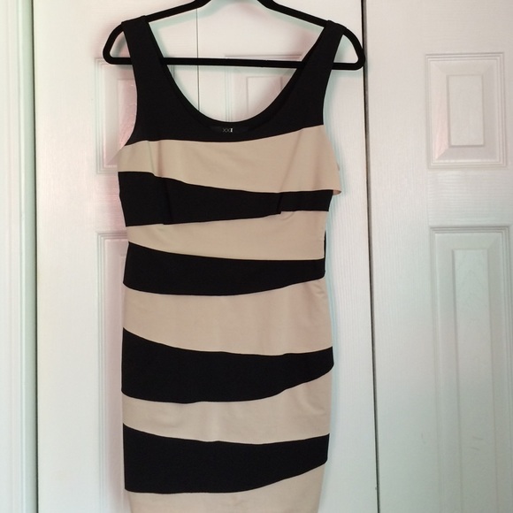 Forever 21 Black and beige tiered short tank dress