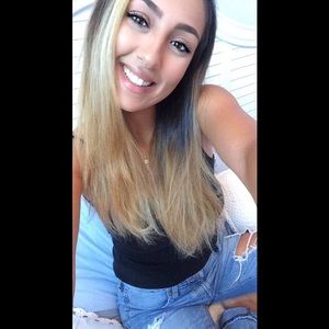 Meet your Posher, Marie