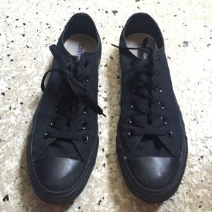 Black Converse