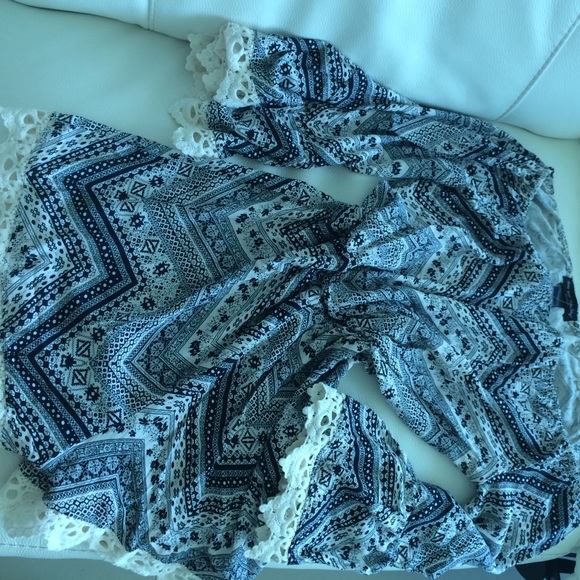 Romper - Picture 3 of 4