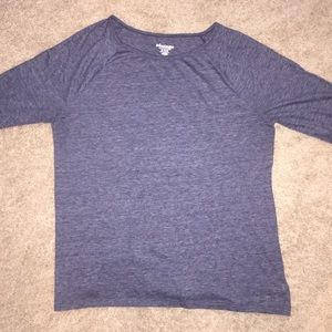 3/4 length sleeve shirt