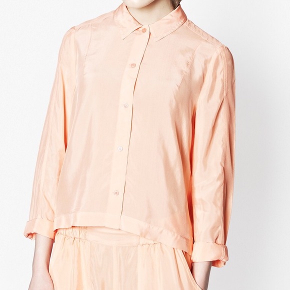 Peach high-low button down!