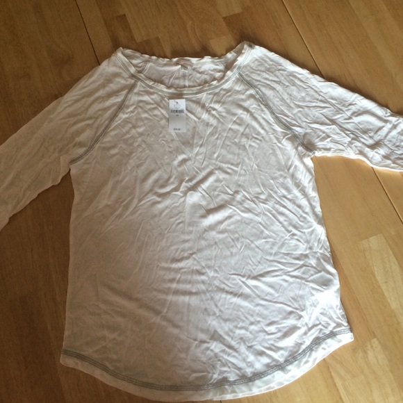 Long sleeve tee