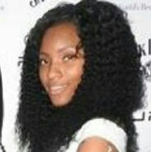 Meet your Posher, Latasha