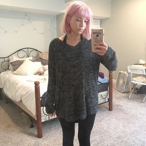 H&M v-neck grey knit long sweater!